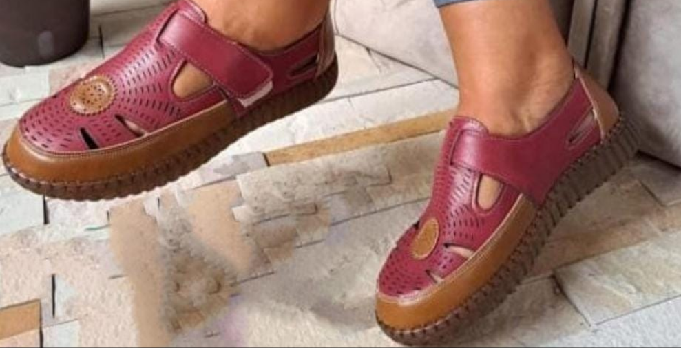 Ladies shoes