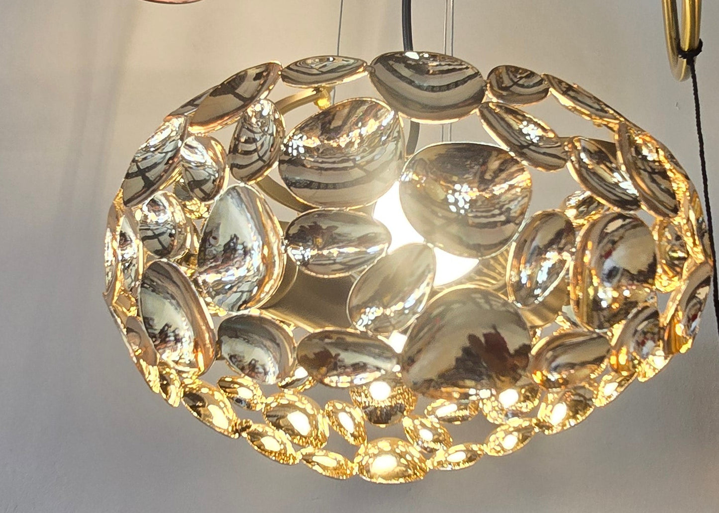 Carera Gold pendant light