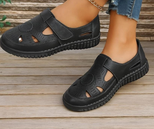 Ladies shoes