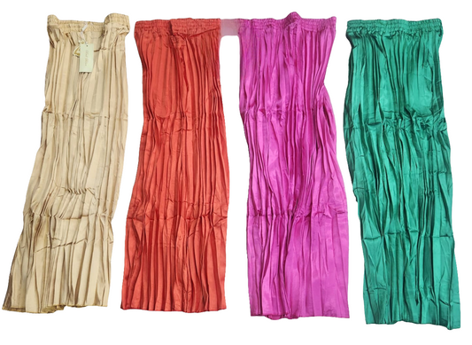Woman's pleated skirt