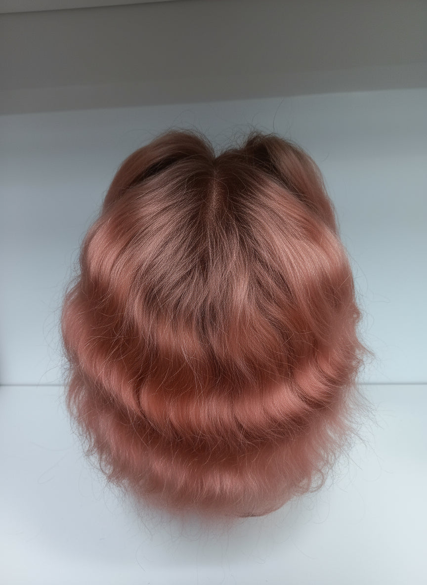 short, wavy bob wig ..B/F